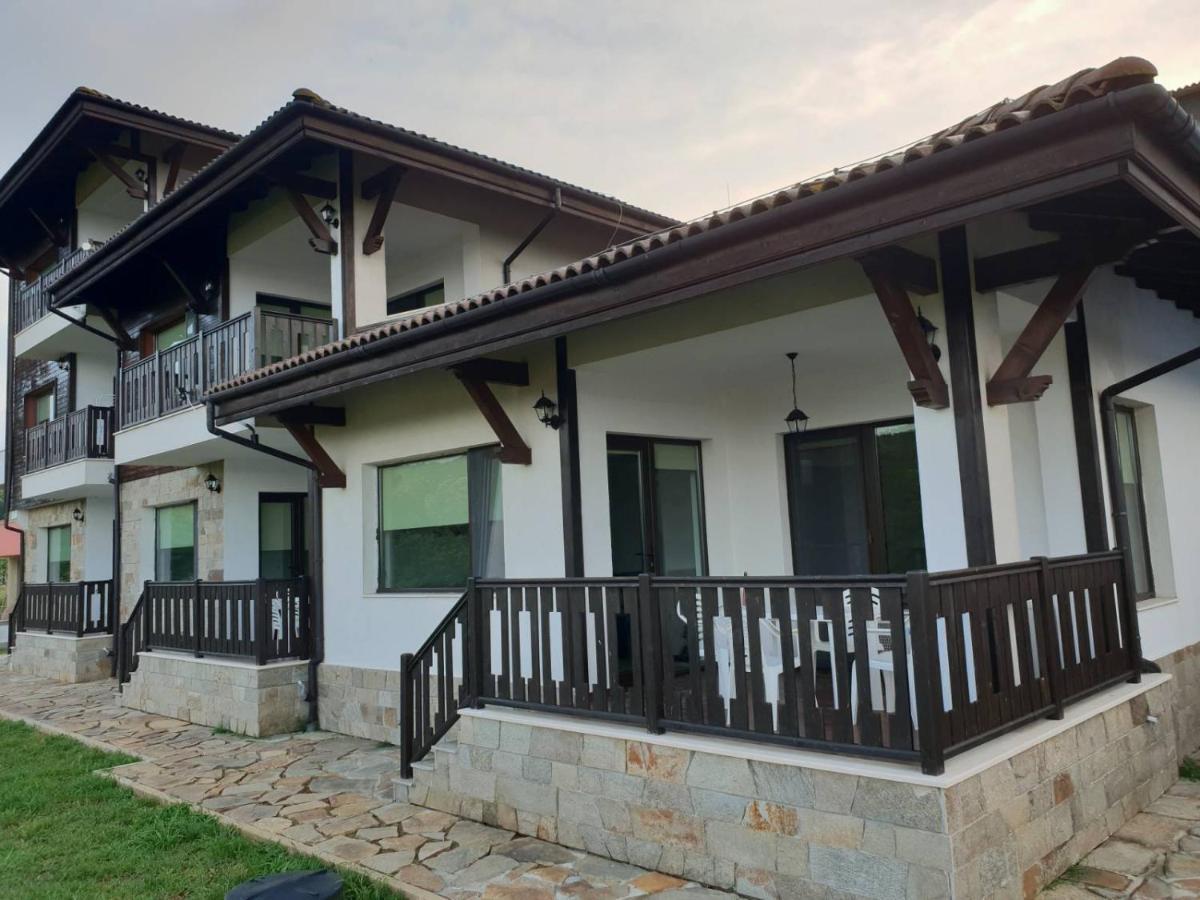 St George Apartcomplex Shkorpilovtsi Exterior photo